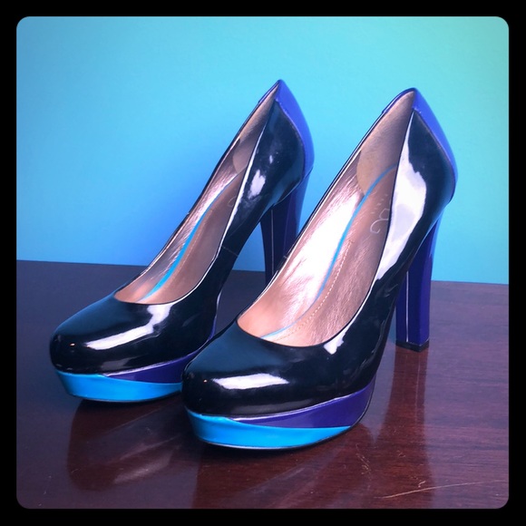BCBG Paris Shoes - BCBG Paris High Heels Size 9.5